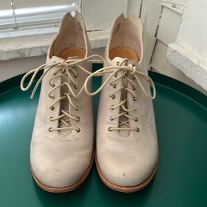 Timberland leather heeled booties size 10